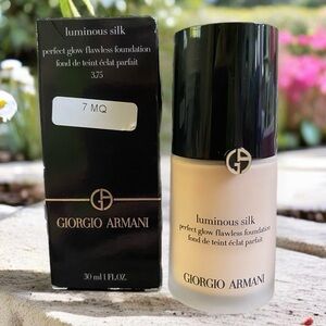 GIORGIO ARMANI luminous silk foundation shade 375 30ml